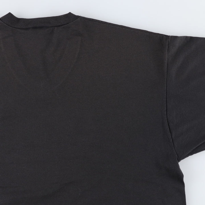 90'S Russell Crowe MLB Pittsburgh Pirates V-neck logo print T-shirt, Made in USA, Men's XL equivalent. cotton black type Vintage Second Hand