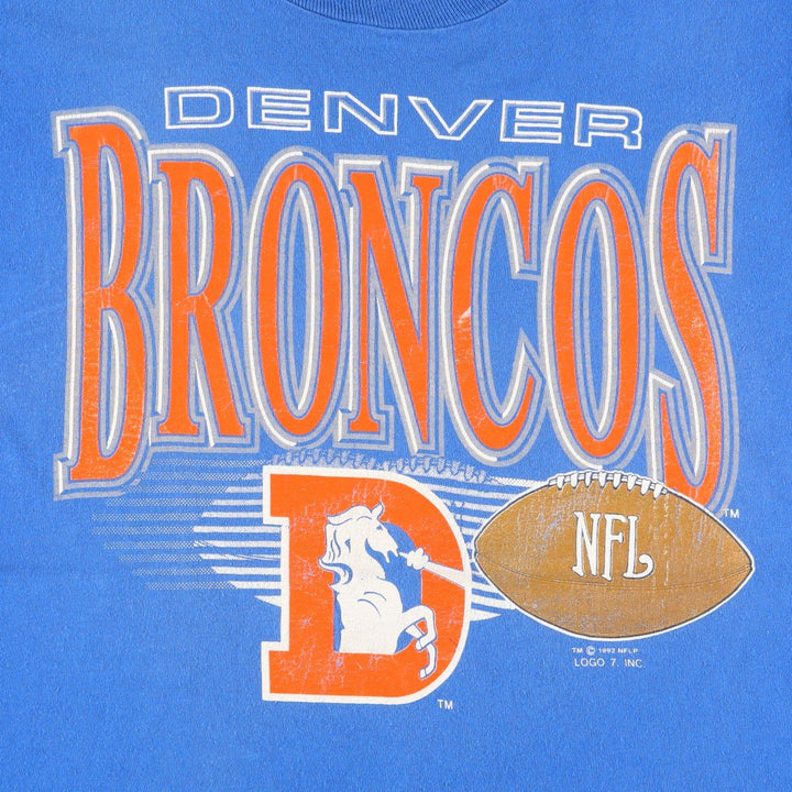 90'S Logo 7 NFL Denver Broncos Logo Print T-Shirt, Made in USA, Men's Size L (approx.), Vintage cotton blue type Vintage Second Hand