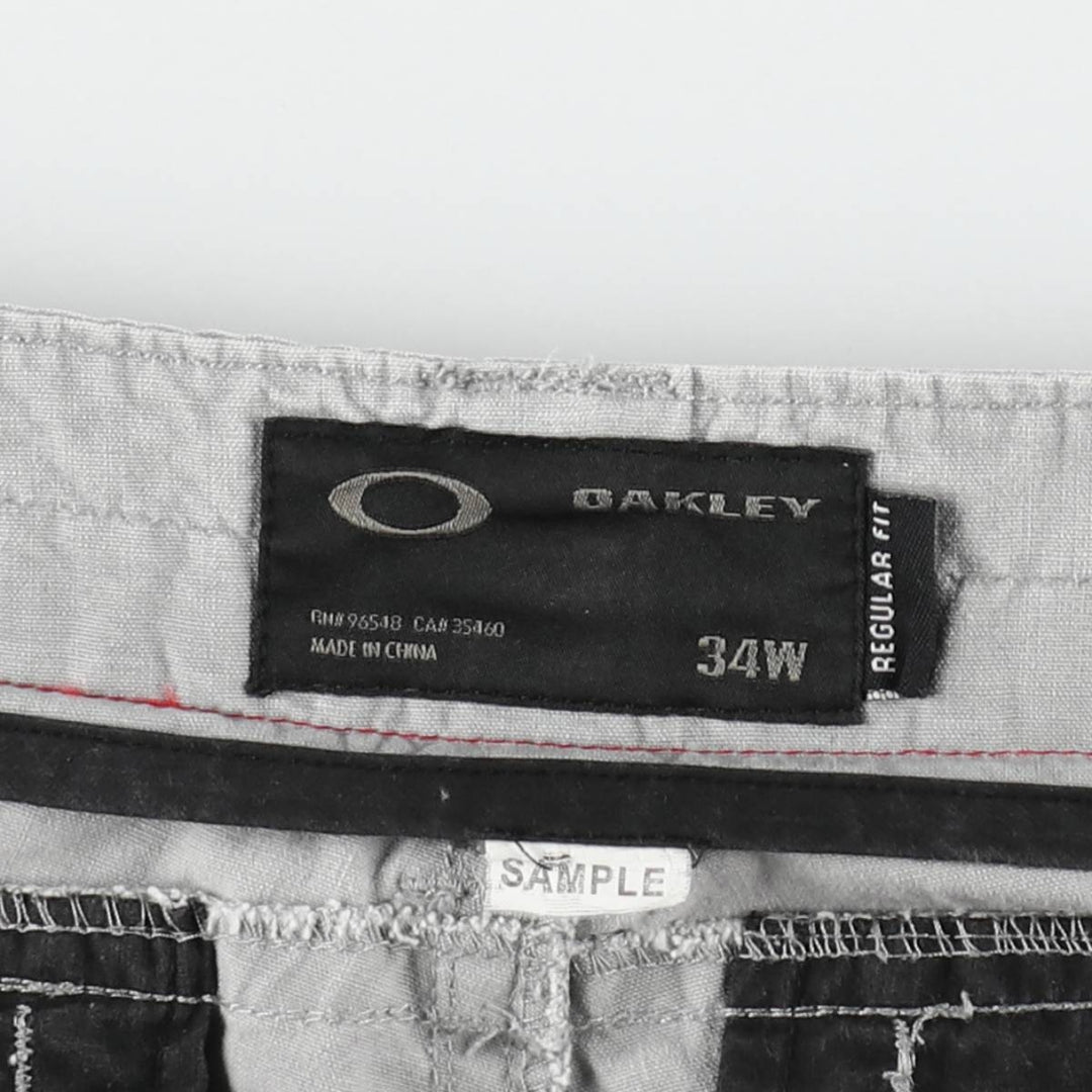 Oakley Regular Fit Sample Cargo Shorts with Reflective Details - Men's Size W35 (approx.) cotton gray type Vintage Second Hand