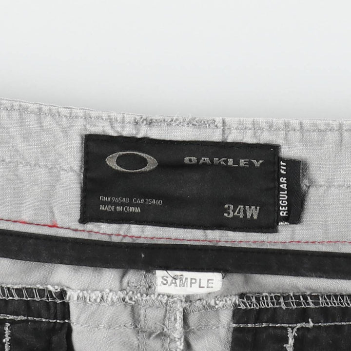 Oakley Regular Fit Sample Cargo Shorts with Reflective Details - Men's Size W35 (approx.) cotton gray type Vintage Second Hand