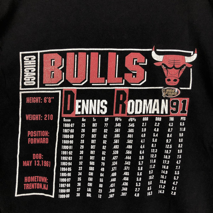 Mitchell and Ness NBA Chicago Bulls Dennis Rodman Sports Print T-Shirt (Men's Size L) cotton black type Vintage Second Hand