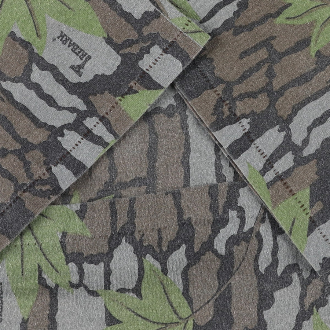 ~90'S Tree Bark Camo T-Shirt, Made in USA, Men's XL equivalent, Vintage polyester Khaki type sage green Vintage Second Hand