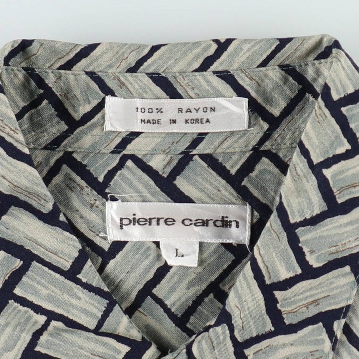 Pierre Cardin all-over print short-sleeved rayon shirt, boxy fit, men's size L. Rayon blue type Vintage Second Hand