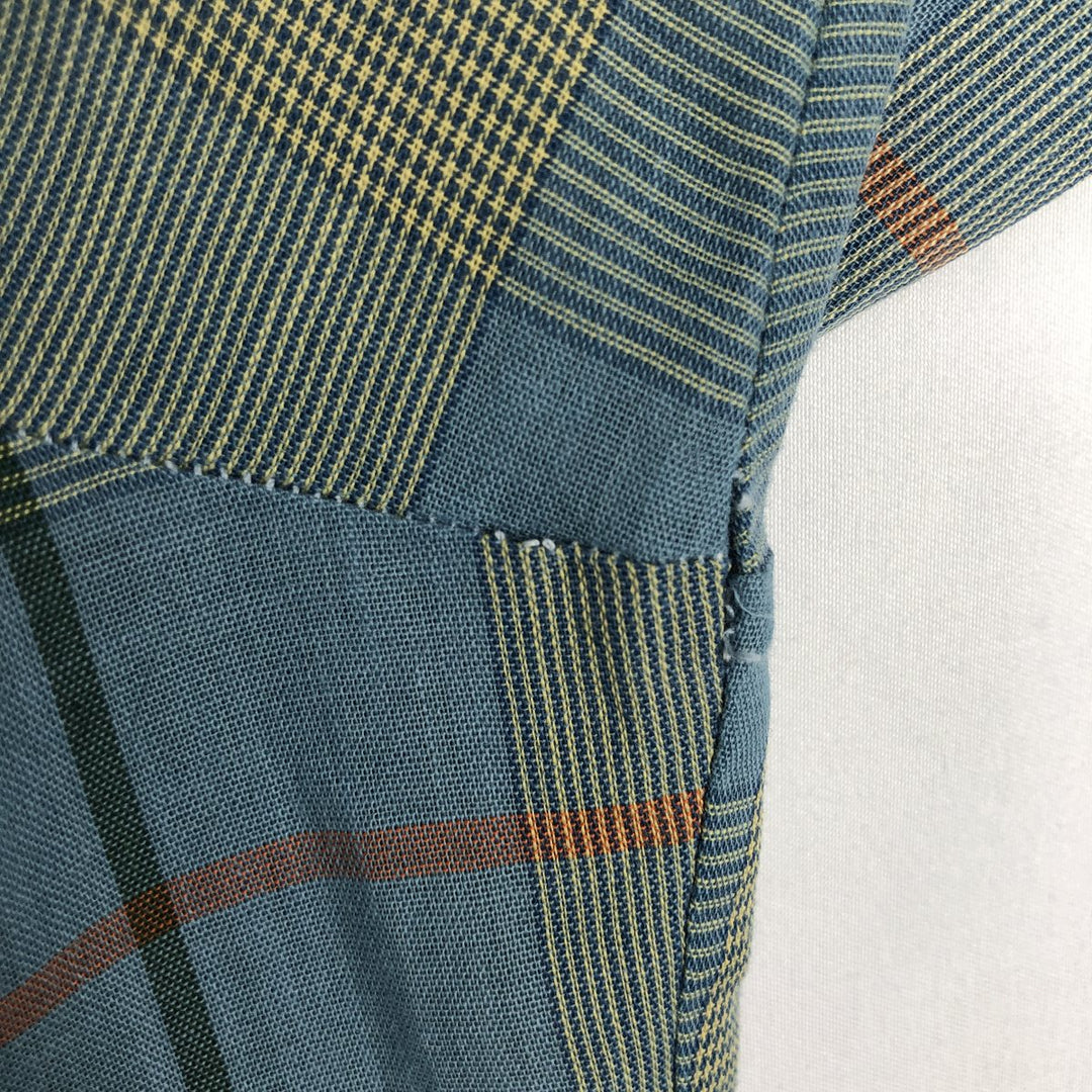 Mooresville Short-Sleeve Button-Down Check Shirt, Made in USA, Men's Size L (approx.) unclear blue type Vintage Second Hand