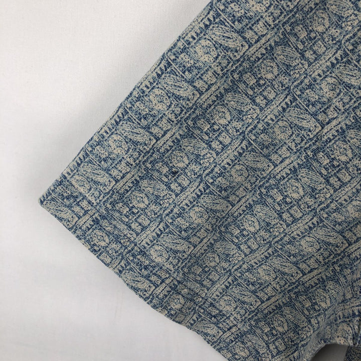 St. John's Bay all-over print short-sleeved cotton shirt, boxy fit, men's size XL. cotton blue type Vintage Second Hand