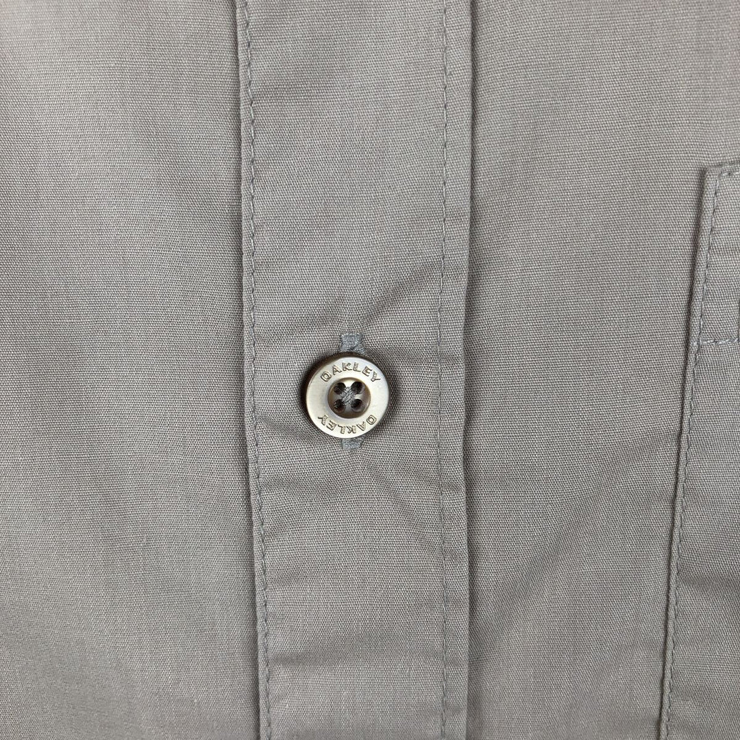 Oakley Regular Fit Short-Sleeve Poly-Cotton Shirt, Men's Size M (approx.) polyester beige type brown Vintage Second Hand