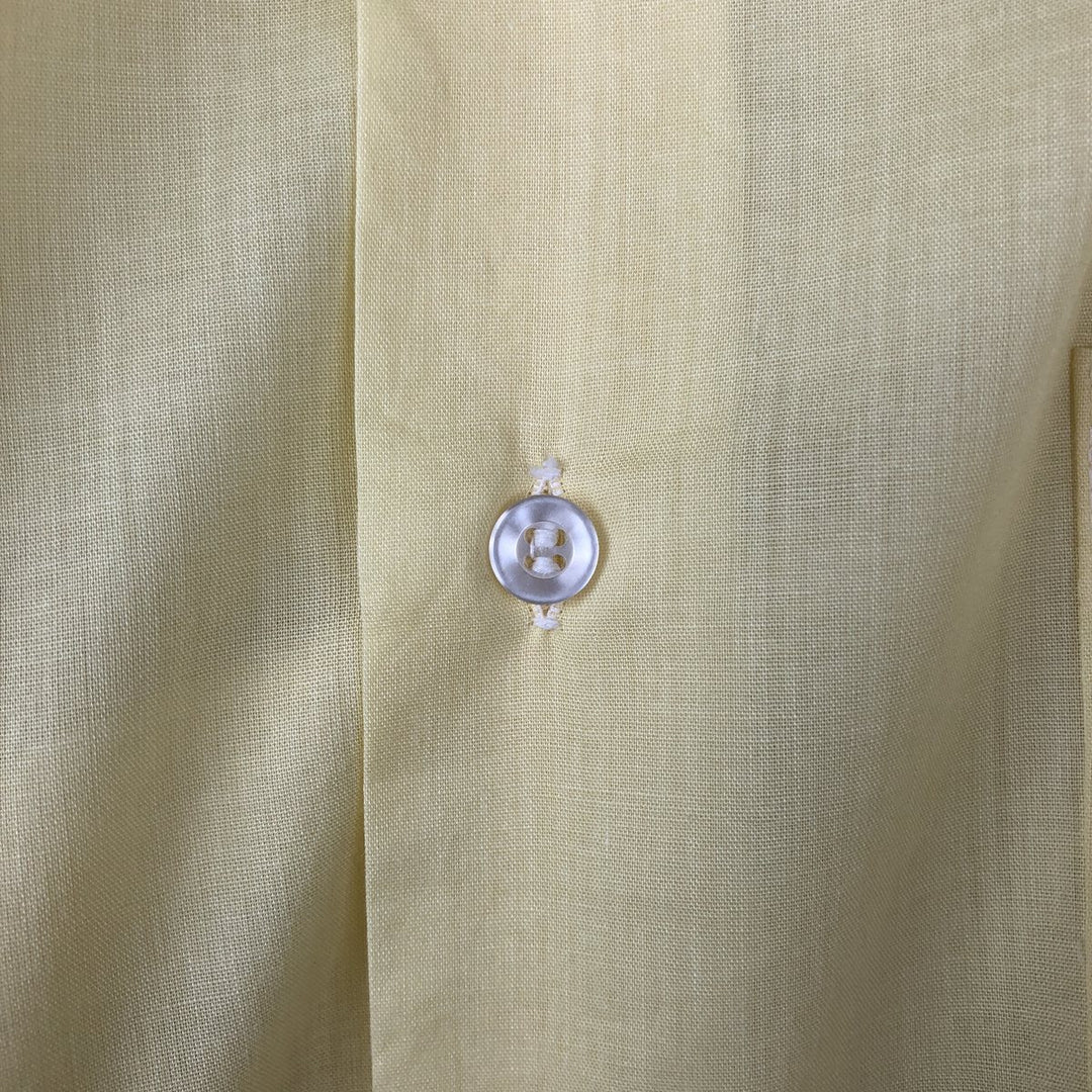 1960s-1970'S Arrow Belmont Club Short-Sleeve Poly-Cotton Shirt, Made in USA, Men's Size L (Equivalent), Vintage polyester lemon yellow Vintage Second Hand