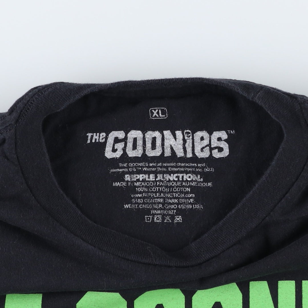 Ripple Junction THE GOONIES Skull Pattern Movie T-Shirt (Men's XL equivalent) cotton black type Vintage Second Hand