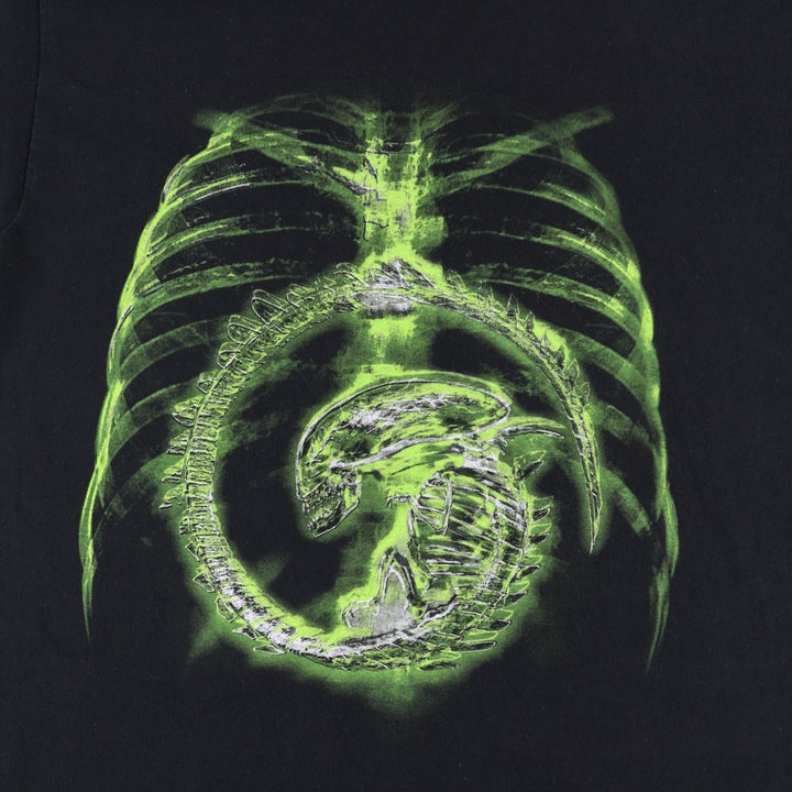 ALIEN Movie T-shirt (Men's size M) cotton black type Vintage Second Hand