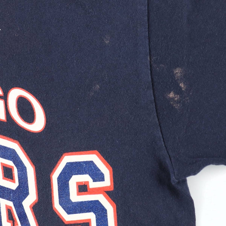 Champion NFL Chicago Bears sports print t-shirt, made in USA, men's size M equivalent, vintage. cotton navy blue type Vintage Second Hand