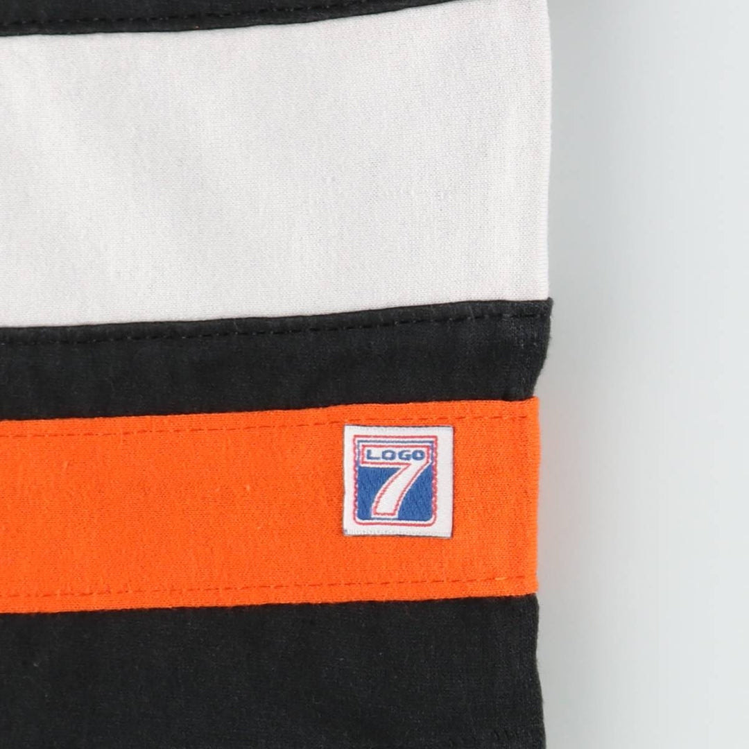 90'S Logo 7 NFL Cincinnati Bengals V-neck Football T-shirt, Made in USA, Men's XL equivalent. cotton black type Vintage Second Hand