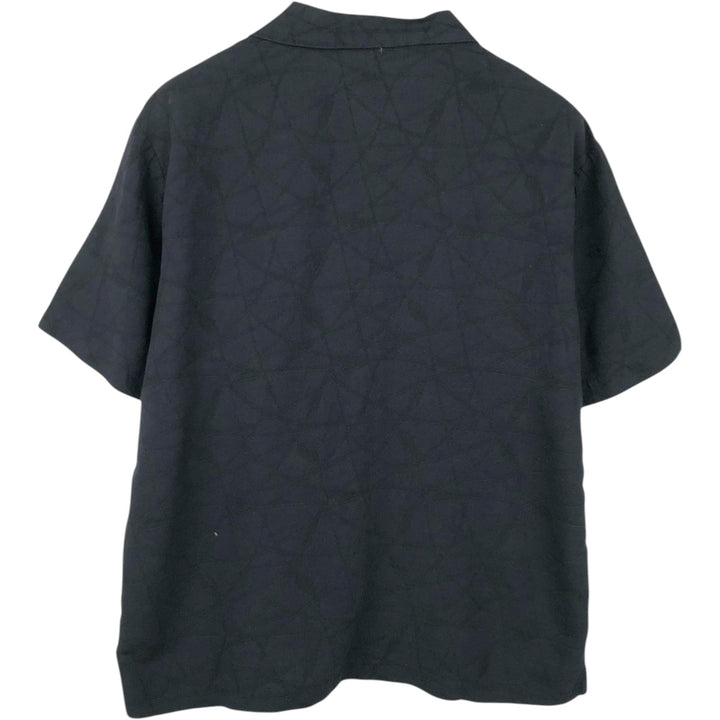 Perry Ellis all-over print short-sleeved open-collar rayon shirt, boxy fit, men's size XL equivalent. Rayon black type Vintage Second Hand