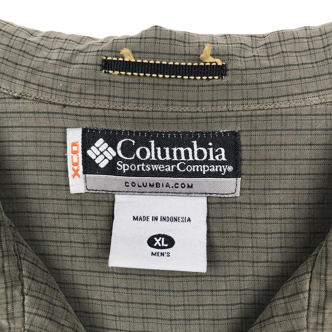 Columbia Open Collar Short Sleeve Check Shirt, Boxy Shirt, Men's Size XL Modal Khaki type Vintage Second Hand