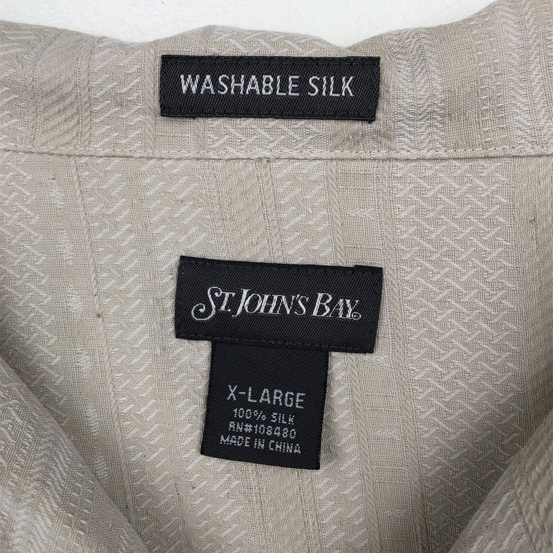 St. John's Bay all-over print multi-stripe short-sleeved open-collar silk shirt, boxy fit, men's size XL. silk unbleached Vintage Second Hand