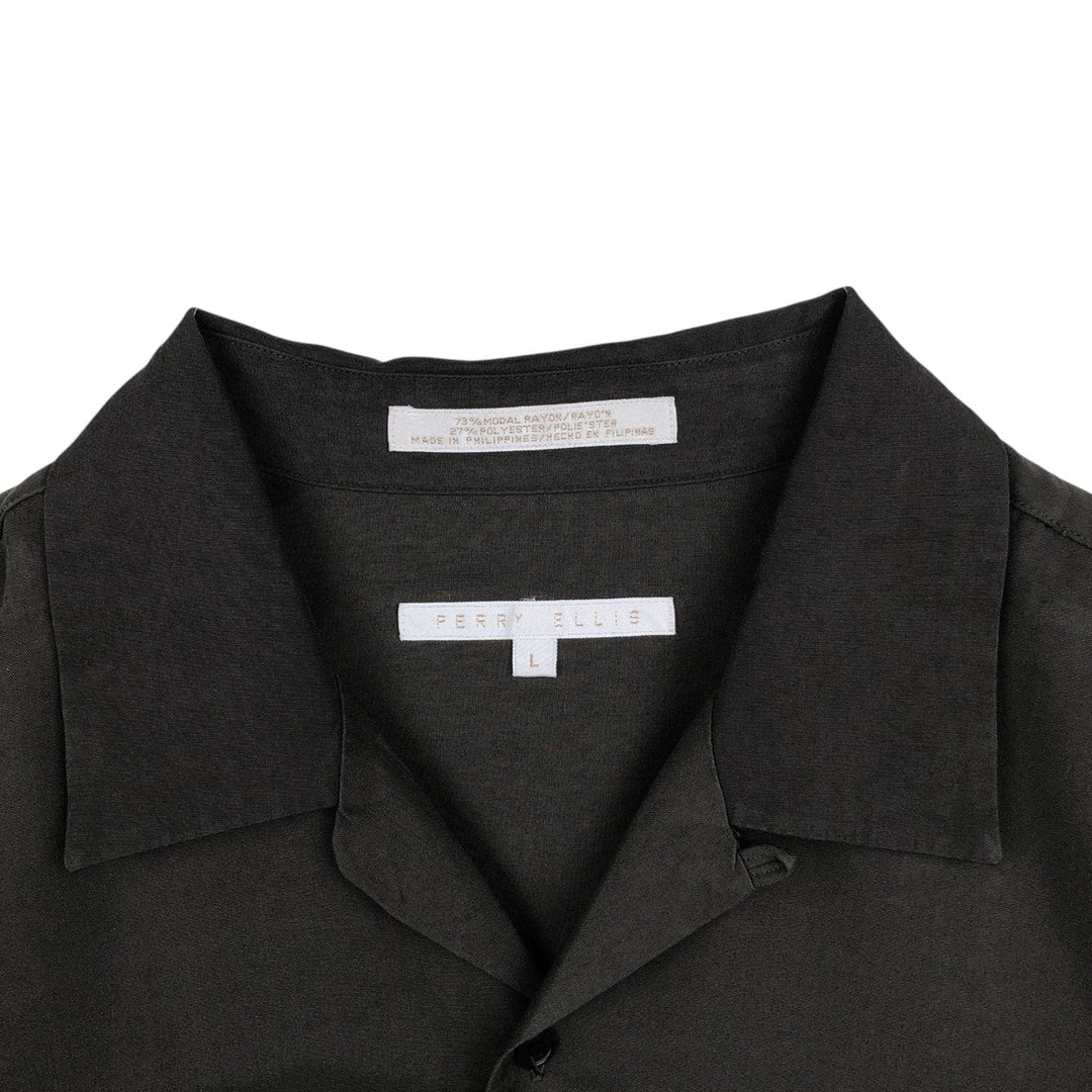 Perry Ellis short-sleeved open-collar rayon shirt, boxy fit, men's size L (approx.) Rayon Charcoal Vintage Second Hand