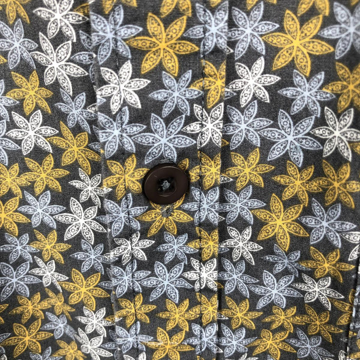 KENNINGTON All-over Floral Print Short-Sleeve Button-Down Shirt, Men's Size XL (approx.) cotton gray type Vintage Second Hand