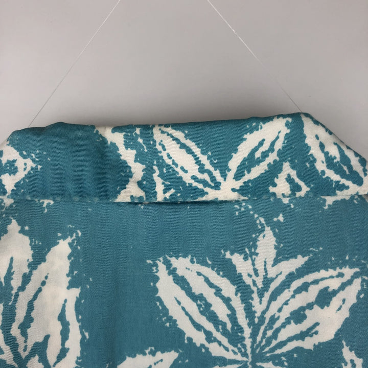 Tia All-over Floral Print Open Collar Hawaiian Aloha Shirt, Boxy Shirt, Made in Hawaii, Men's Size L unclear Blue type light blue Vintage Second Hand