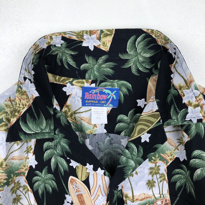 Rainbow all-over palm tree print open collar Hawaiian aloha shirt, boxy shirt, made in Hawaii, men's size XL equivalent, vintage. cotton black type Vintage Second Hand