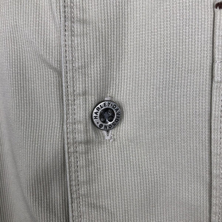 Harley-Davidson Hidden Button-Down Open Collar Short-Sleeve Work Shirt, Boxy Shirt, Men's Size M (approx.) cotton brown type Vintage Second Hand
