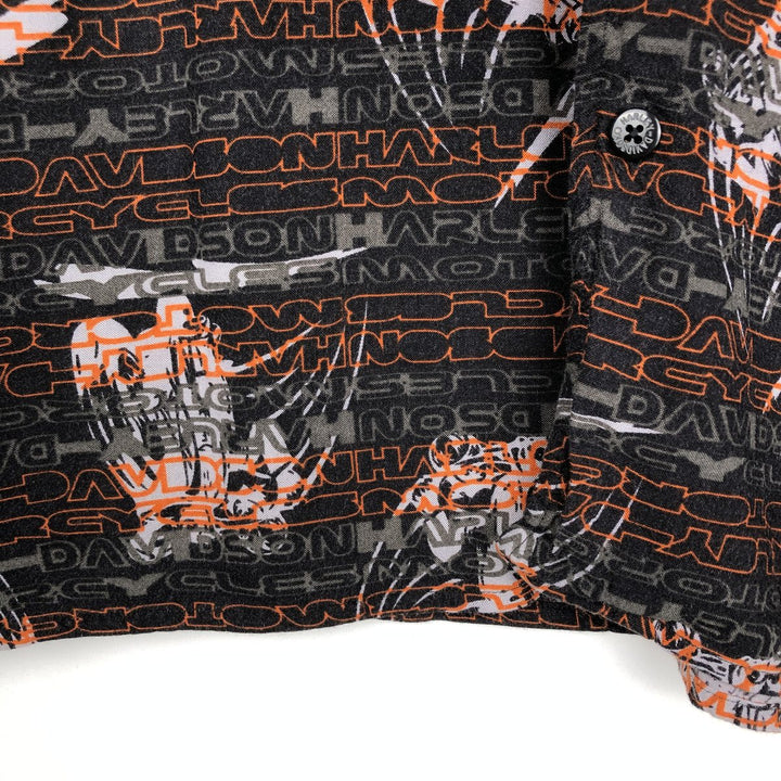 Harley-Davidson all-over print hidden button-down short-sleeved work shirt, boxy style, men's size XL equivalent. Rayon black type Vintage Second Hand