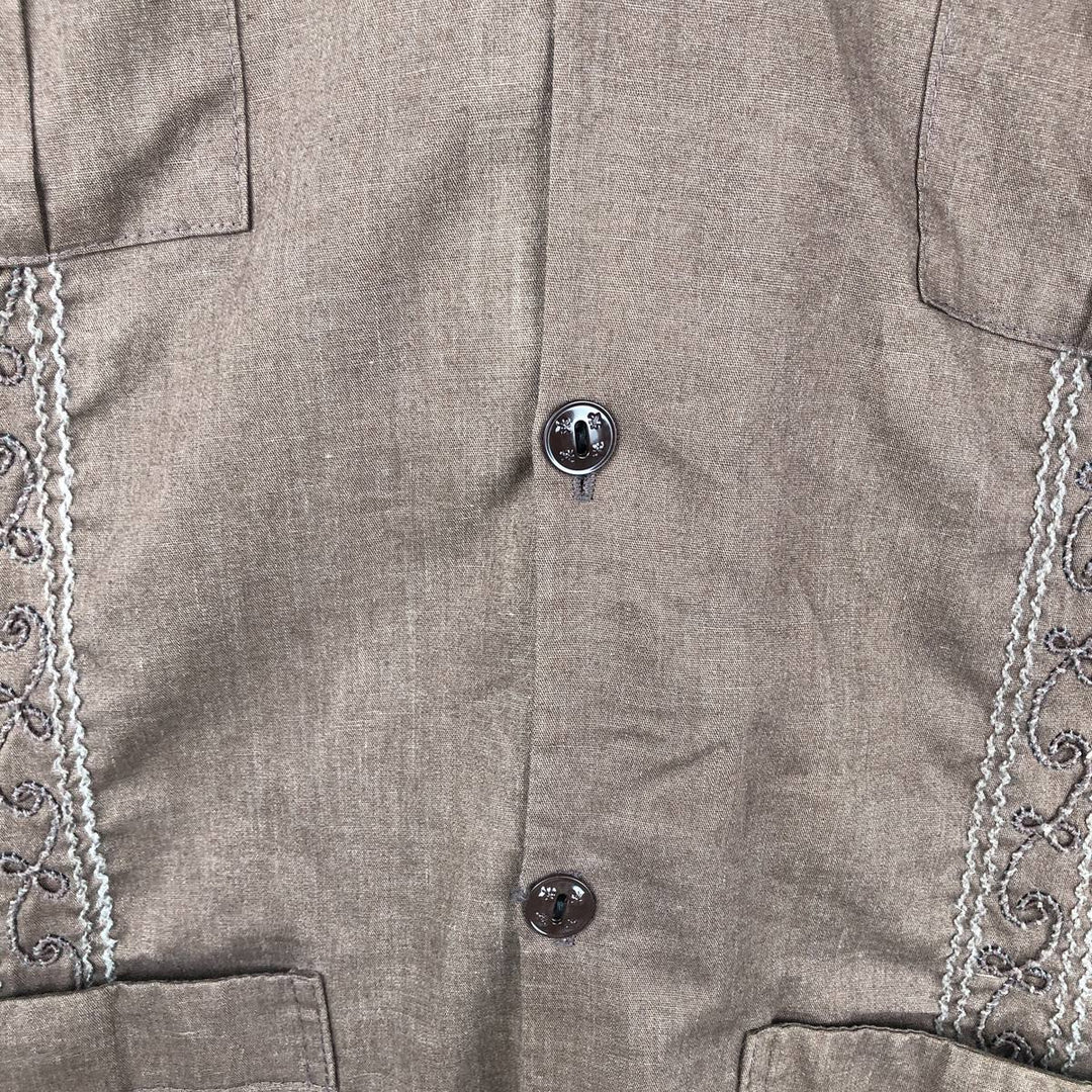 Alexander Martin Short-Sleeve Open-Collar Mexican Shirt, Cuban Shirt, Boxy Shirt, Made in USA, Men's Size L (Equivalent), Vintage polyester brown type Vintage Second Hand
