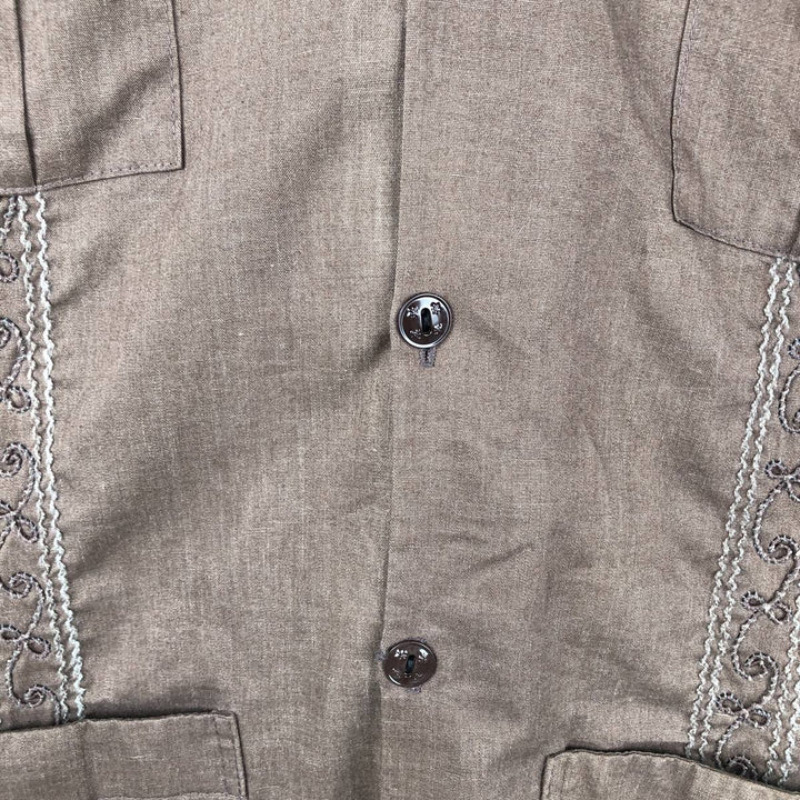 Alexander Martin Short-Sleeve Open-Collar Mexican Shirt, Cuban Shirt, Boxy Shirt, Made in USA, Men's Size L (Equivalent), Vintage polyester brown type Vintage Second Hand
