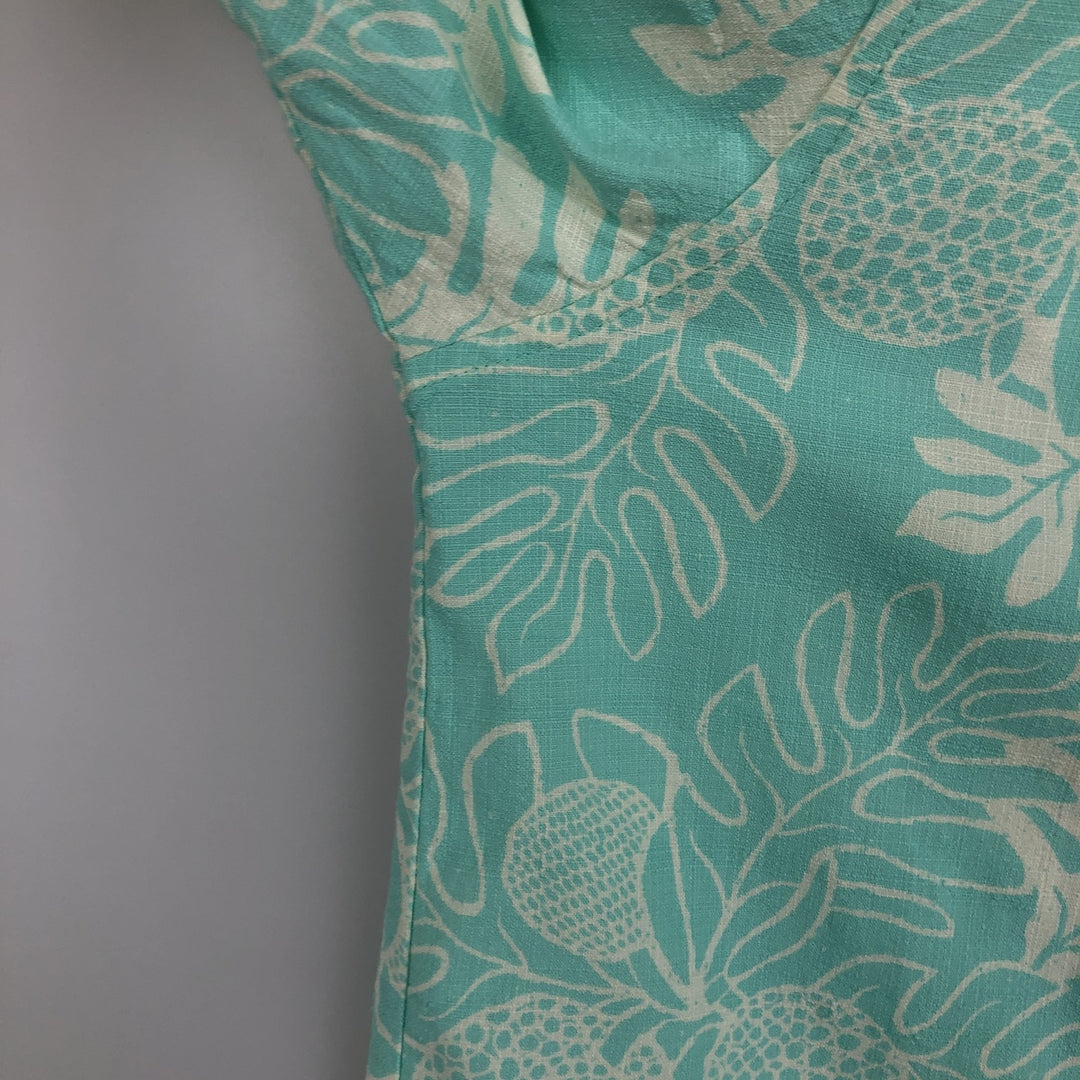 Patagonia 52566SP18 All-over print open collar Hawaiian Aloha shirt, boxy style, men's size L equivalent. Organic cotton turquoise blue Vintage Second Hand