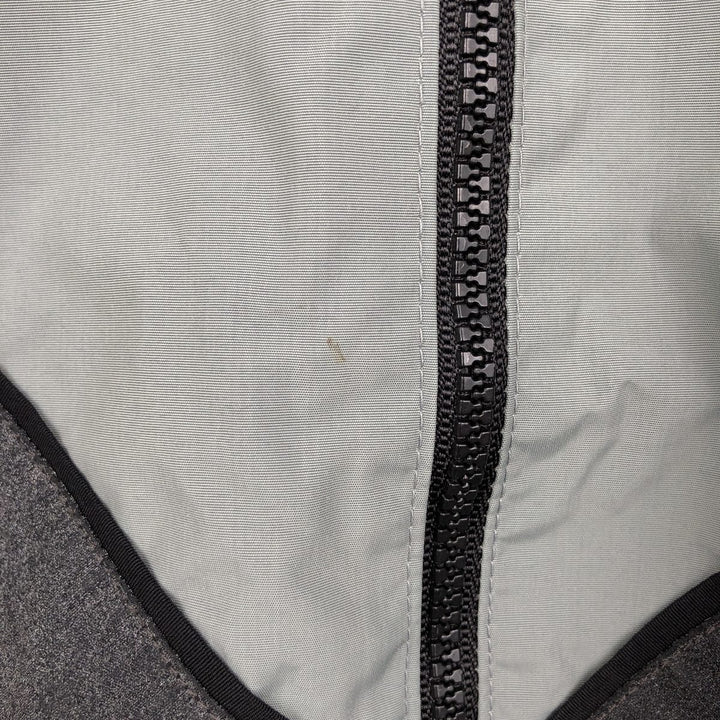 2000'S US Military Issue SKILCRAFT PFU Training Jacket Nylon Jacket Made in USA MEDIUM Nylon gray type Vintage Second Hand