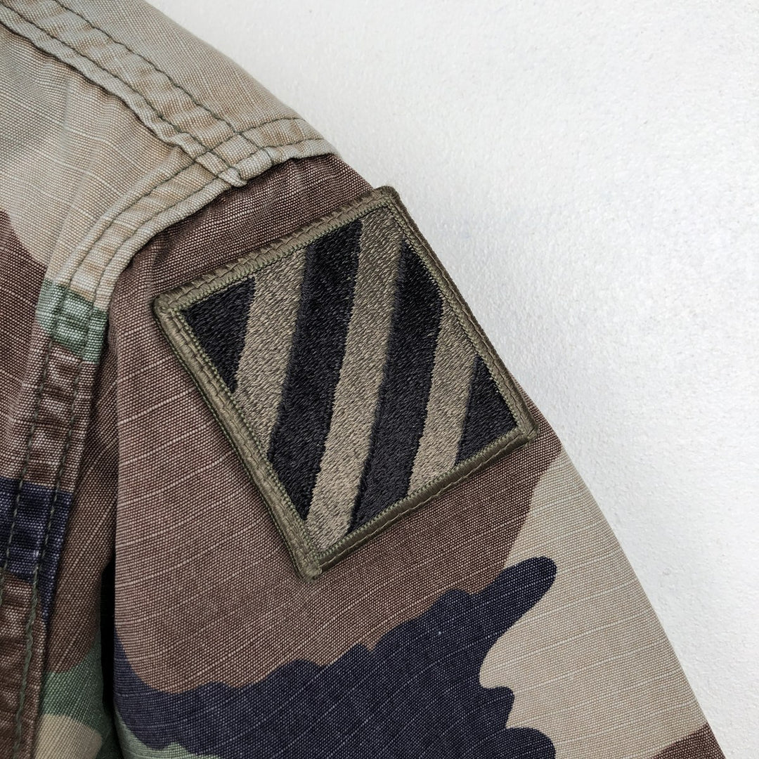 90'S Camouflage Pattern Woodland Camo Ripstop BDU Military Jacket, Made in USA, MEDIUM-REGULAR (Men's M equivalent) Nylon Khaki type Vintage Second Hand