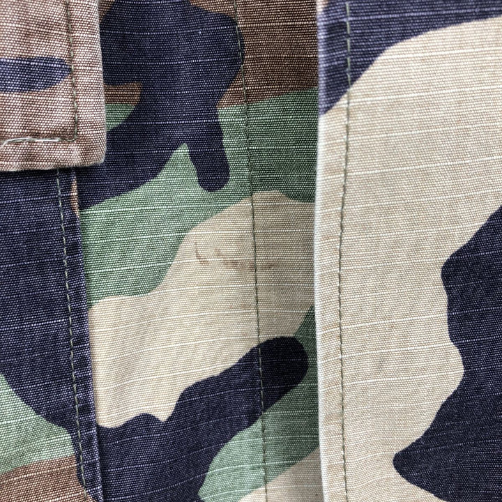 90'S Camouflage Pattern Woodland Camo Ripstop BDU Military Jacket, Made in USA, MEDIUM-REGULAR (Men's M equivalent) Nylon Khaki type Vintage Second Hand