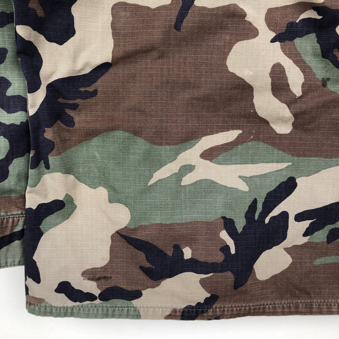 90'S Camouflage Pattern Woodland Camo Ripstop BDU Military Jacket, Made in USA, MEDIUM-REGULAR (Men's M equivalent) Nylon Khaki type Vintage Second Hand