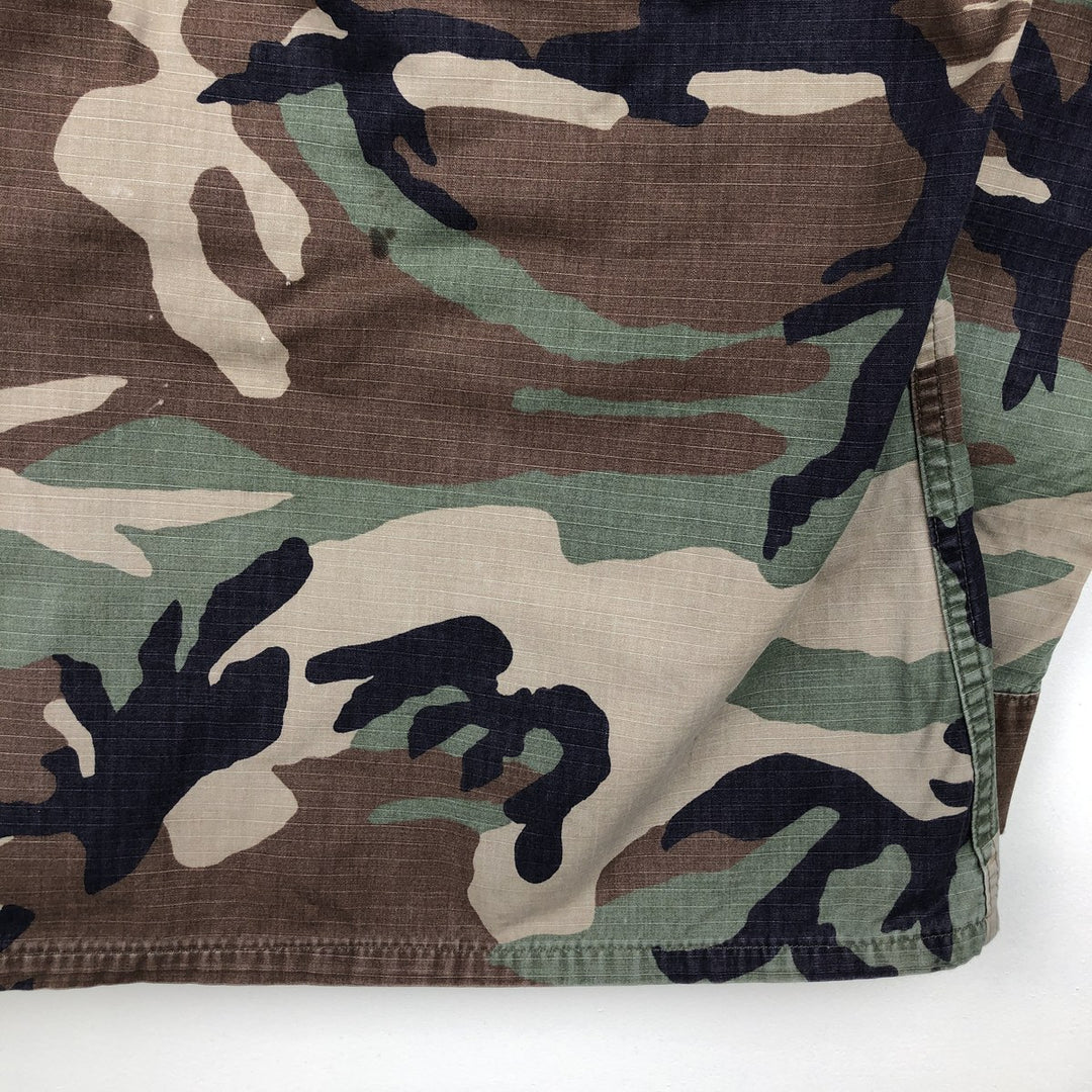 90'S Camouflage Pattern Woodland Camo Ripstop BDU Military Jacket, Made in USA, MEDIUM-REGULAR (Men's M equivalent) Nylon Khaki type Vintage Second Hand