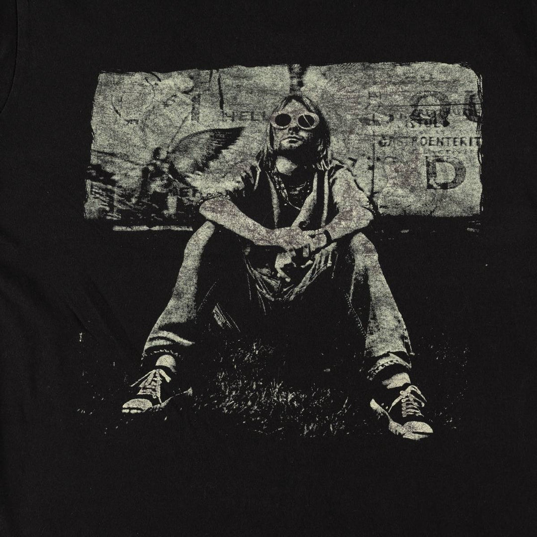 KURT COBAIN Kurt Cobain band T-shirt band T men's size S unclear black type Vintage Second Hand