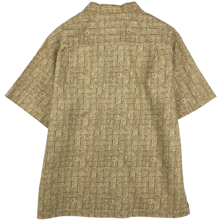 Vintage LLBean box shirt from the 1990'S to 2000s, featuring an all-over print, short sleeves, and an open collar. Size M. cotton Khaki type Vintage Second Hand