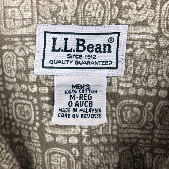Vintage LLBean box shirt from the 1990'S to 2000s, featuring an all-over print, short sleeves, and an open collar. Size M. cotton Khaki type Vintage Second Hand