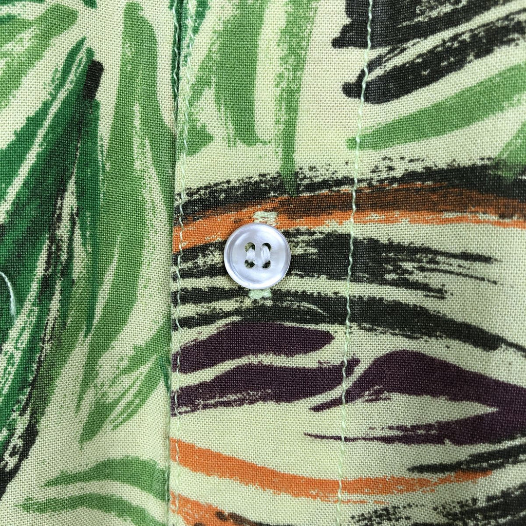 90'S Guess by Georges Marciano all-over botanical pattern rayon Hawaiian Aloha shirt, made in the USA, men's size L equivalent. Rayon green type yellow green Vintage Second Hand