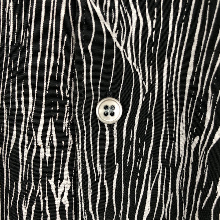 Club Med all-over print short-sleeved shirt, men's size M. unclear black type Vintage Second Hand
