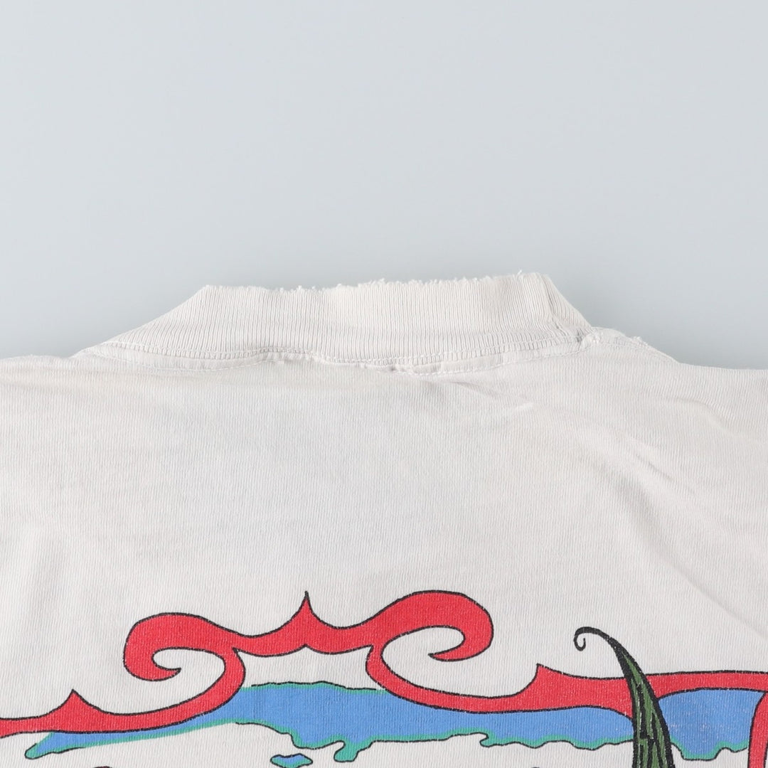 90'S Quiksilver surf/skate t-shirt, men's size L equivalent, vintage. unclear white type Vintage Second Hand