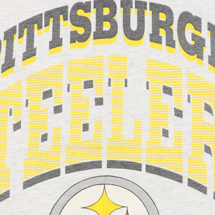 90'S Hanes BEEFY-T NFL PITTSBURGH STEELERS sports print T-shirt, Made in USA, Men's size L equivalent, Vintage cotton gray type Vintage Second Hand