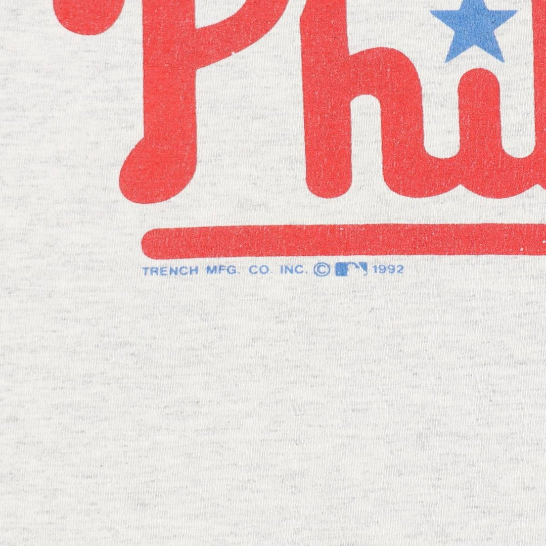 90'S TRENCH MLB Philadelphia Phillies Sports Print T-Shirt, Made in USA, Men's Size L (Equivalent), Vintage cotton gray type Vintage Second Hand