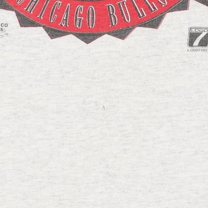 90'S Delta NBA Chicago Bulls sports print T-shirt, Made in USA, Men's XL equivalent, Vintage cotton gray type Vintage Second Hand