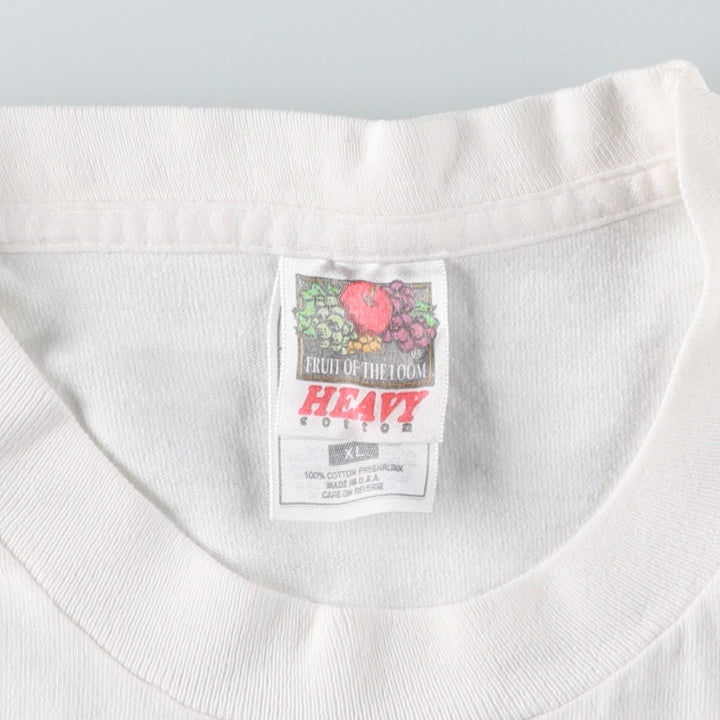 90'S Fruit of the Loom Heavy Cotton Eagle Pattern College T-Shirt, Made in USA, Men's XL equivalent, Vintage cotton white type Vintage Second Hand