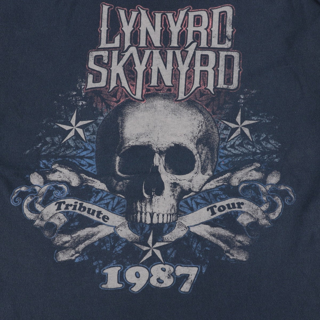 Fruit of the Loom Heavy Cotton Lynyrd Skynyrd Skull Pattern Band T-Shirt (Men's Size L) cotton black type Vintage Second Hand