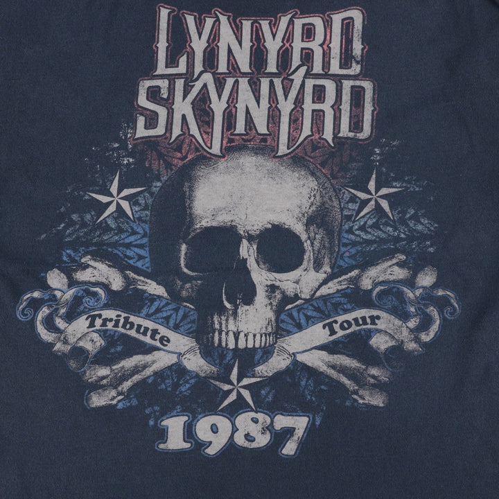 Fruit of the Loom Heavy Cotton Lynyrd Skynyrd Skull Pattern Band T-Shirt (Men's Size L) cotton black type Vintage Second Hand
