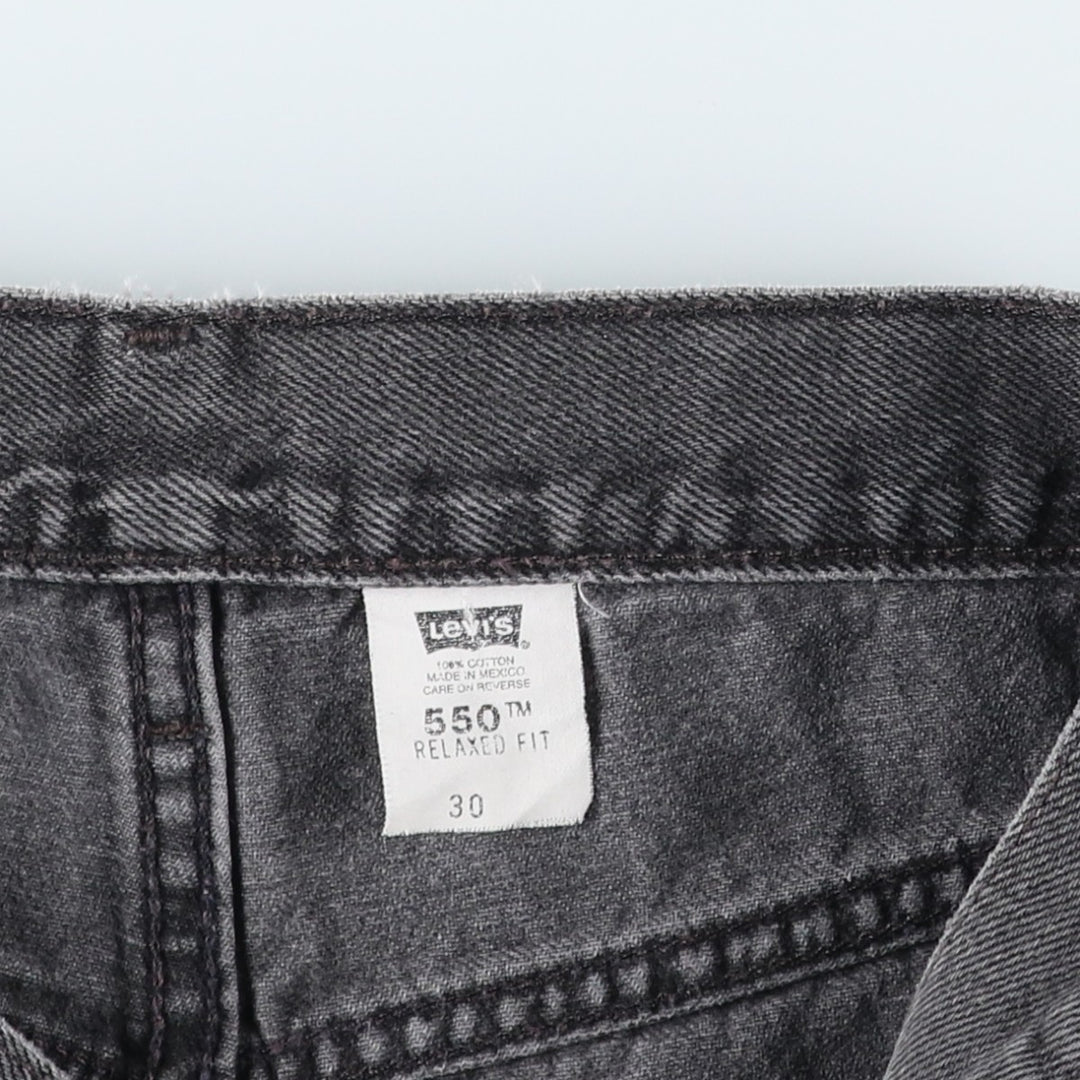 2000'S Levi's 550 Relaxed Fit Black Denim Shorts (Men's W30 equivalent) cotton black type Vintage Second Hand