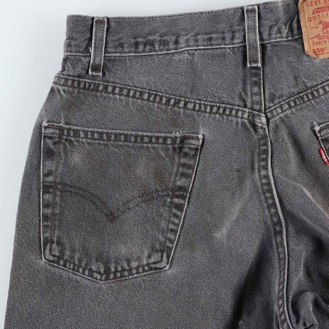2000'S Levi's 550 Relaxed Fit Black Denim Shorts (Men's W30 equivalent) cotton black type Vintage Second Hand