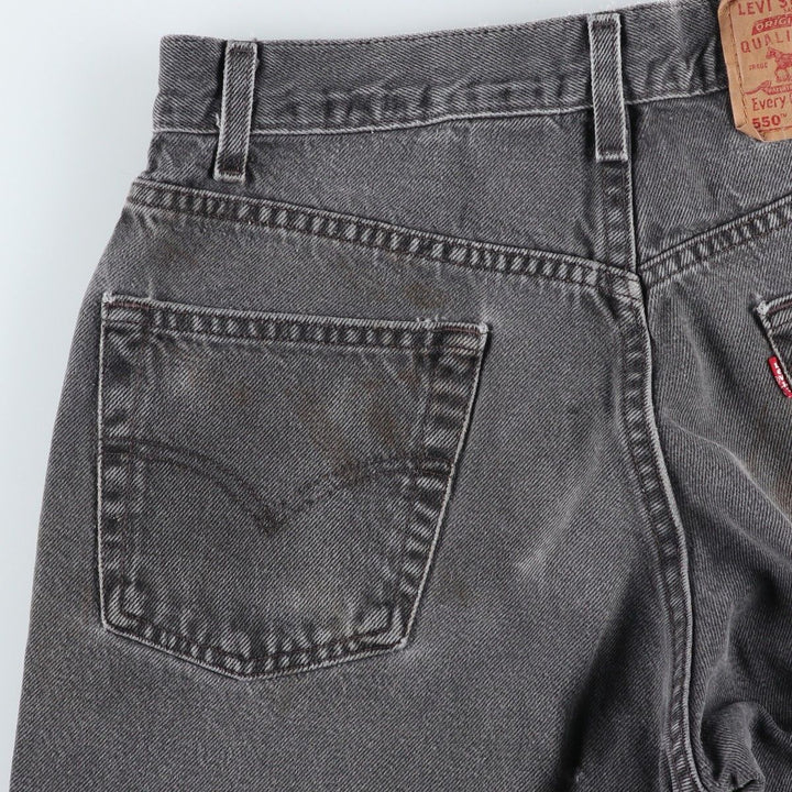 2000'S Levi's 550 Relaxed Fit Black Denim Shorts (Men's W30 equivalent) cotton black type Vintage Second Hand