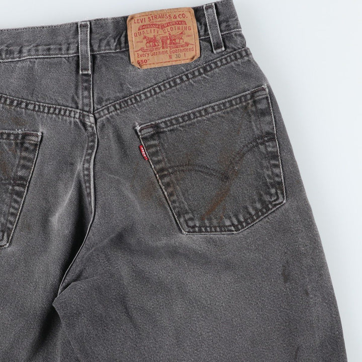 2000'S Levi's 550 Relaxed Fit Black Denim Shorts (Men's W30 equivalent) cotton black type Vintage Second Hand