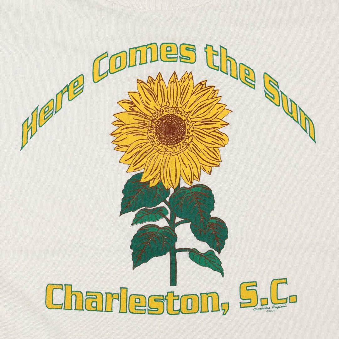 90'S MARKET TEES Floral Sunflower Pattern Souvenir T-Shirt, Men's Size L (Equivalent), Vintage unclear white type Vintage Second Hand