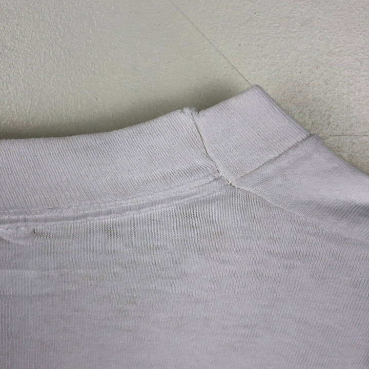 1990'S Art Gallery of Ontario AGO HENRY MOORE Art T-shirt, Made in Canada, Men's XL equivalent, Vintage cotton white type Vintage Second Hand